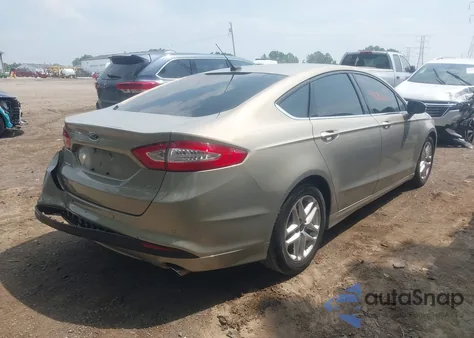 2015 Ford Fusion Se z USA, uszkodzony, nr VIN 3FA6P0H79FR112219